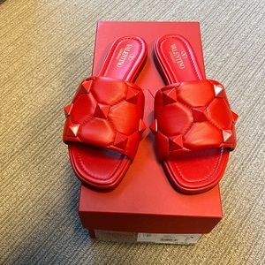 Valentino Garavani Roman Stud Matelasse Slide Sandal EU 36.5 (US 6.5)